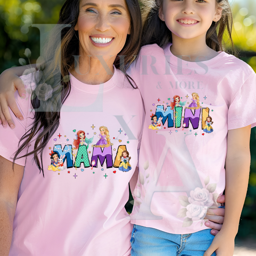 Mama and Mini in the castle